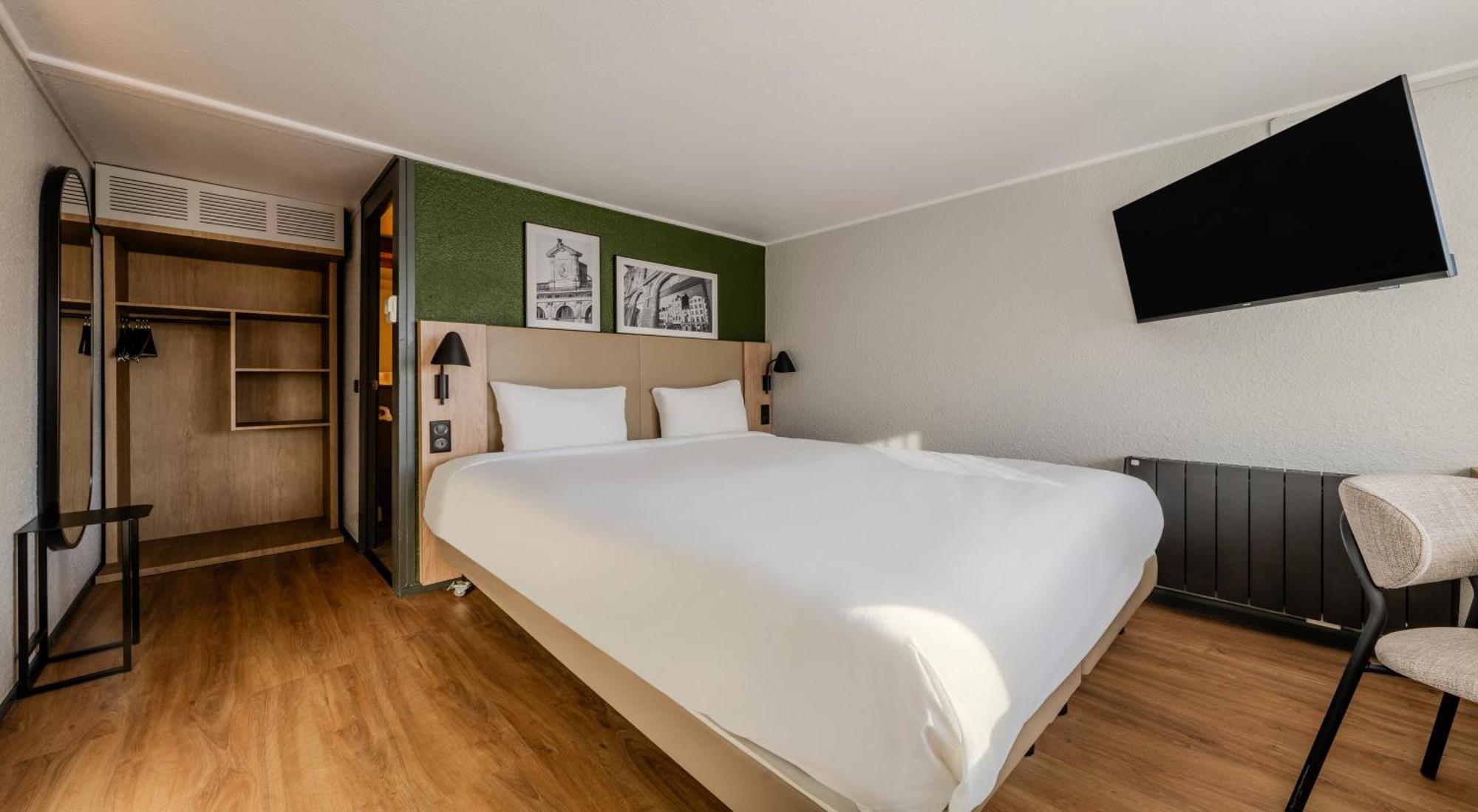 Campanile Montpellier Est Le Millenaire Hotel Exterior foto